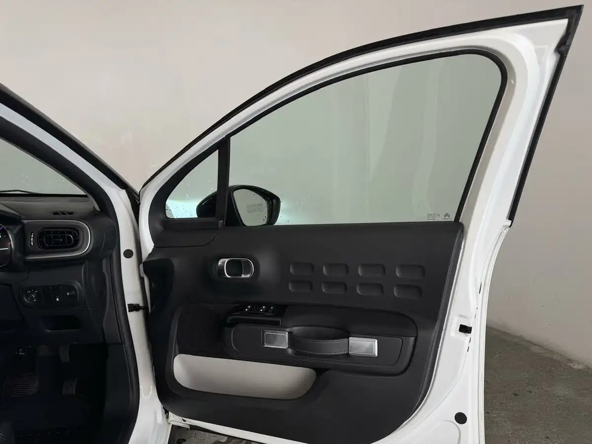 2023-citroen-c3-12-puretech-plus-110ps-eat6-big-17