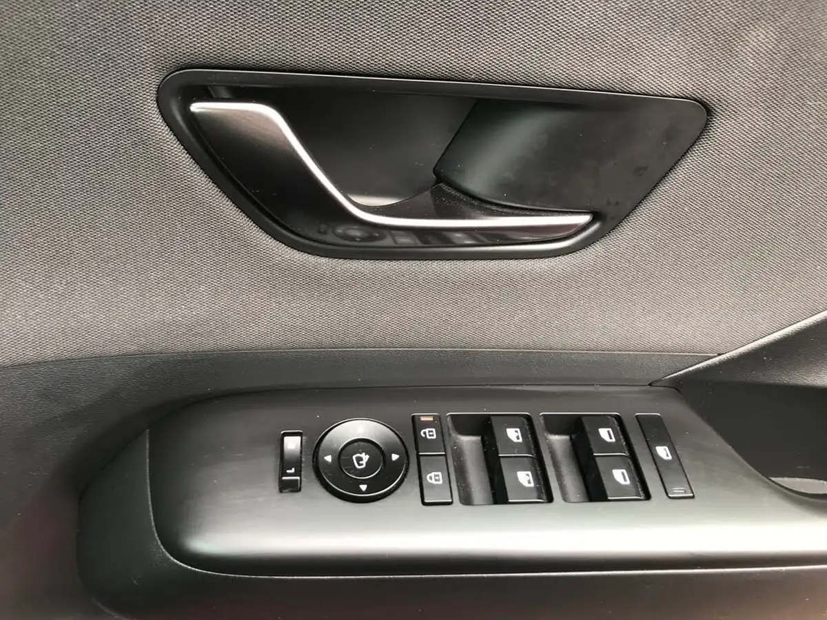 2024-hyundai-kona-10-t-gdi-n-line-120ps-big-31