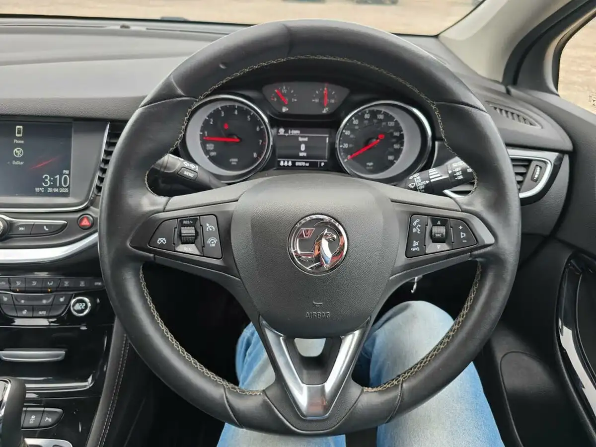 2017-vauxhall-astra-14i-16v-turbo-elite-150ps-ss-hatchback-auto-big-39