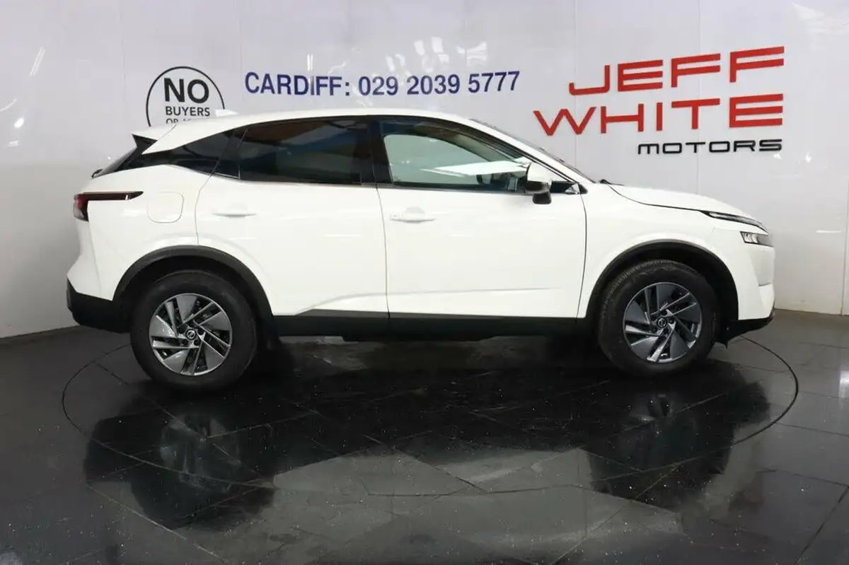 2022-nissan-qashqai-13-dig-t-acenta-premium-140ps-big-5