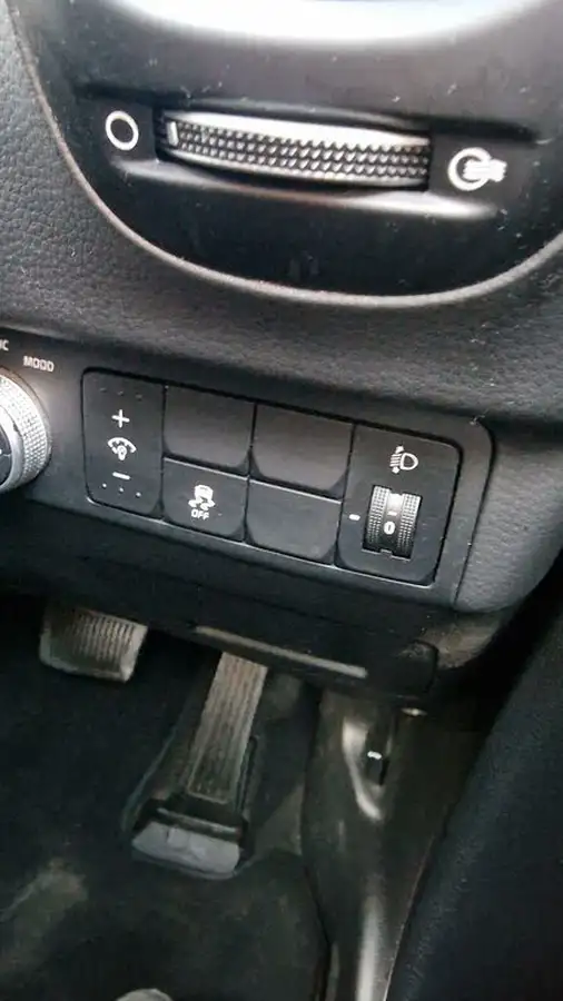 2016-kia-soul-16crdi-mixx-dct-big-15