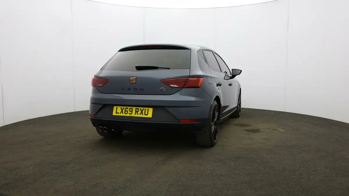 2019-seat-leon-20-tsi-fr-sport-hatchback-big-53