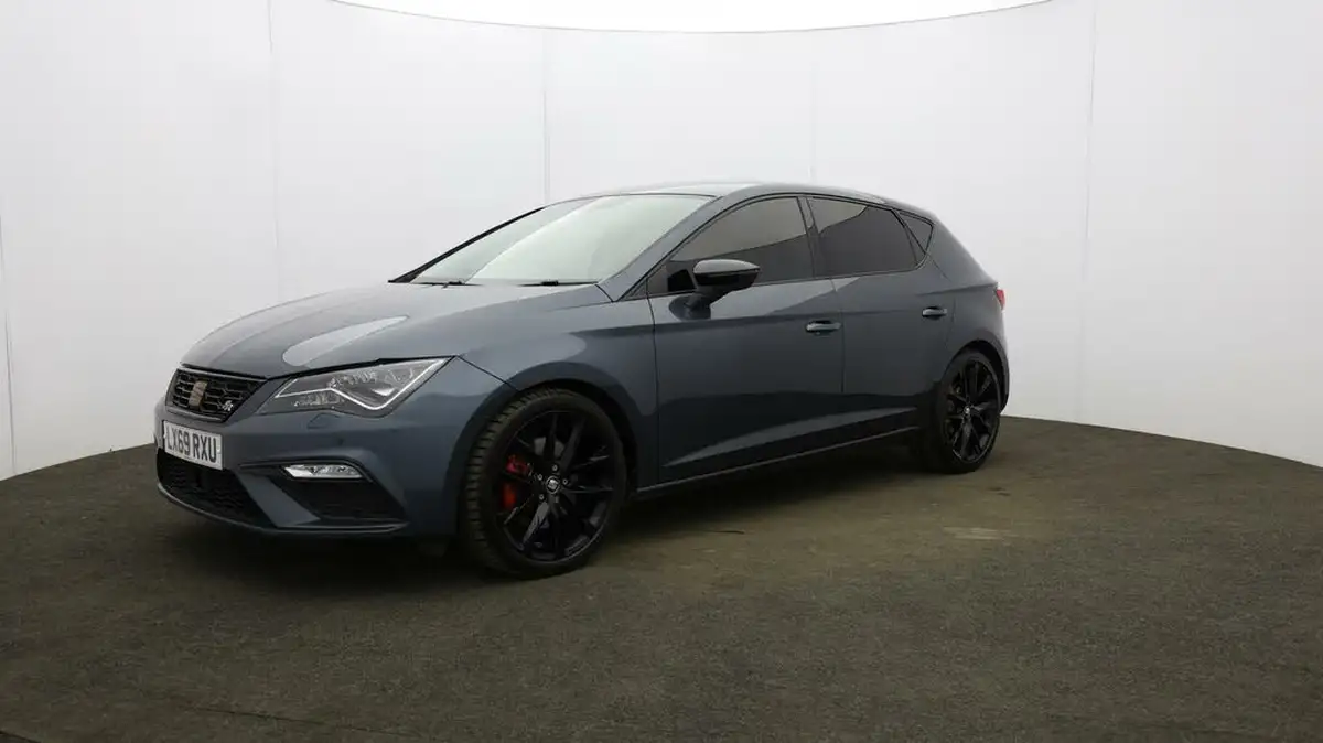 2019-seat-leon-20-tsi-fr-sport-hatchback-big-29