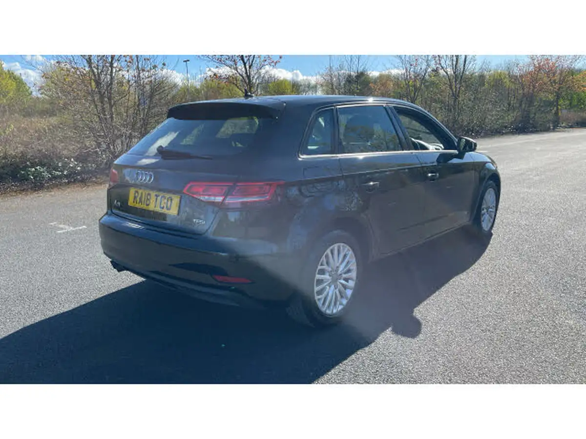 2018-audi-a3-15-tfsi-se-technik-big-23