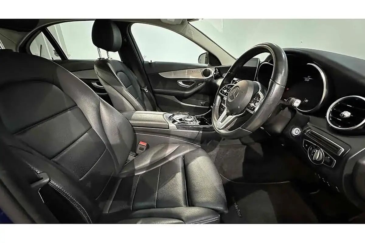 2019-mercedes-benz-c-class-15-c200-sport-premiumss-saloon-4d-big-23