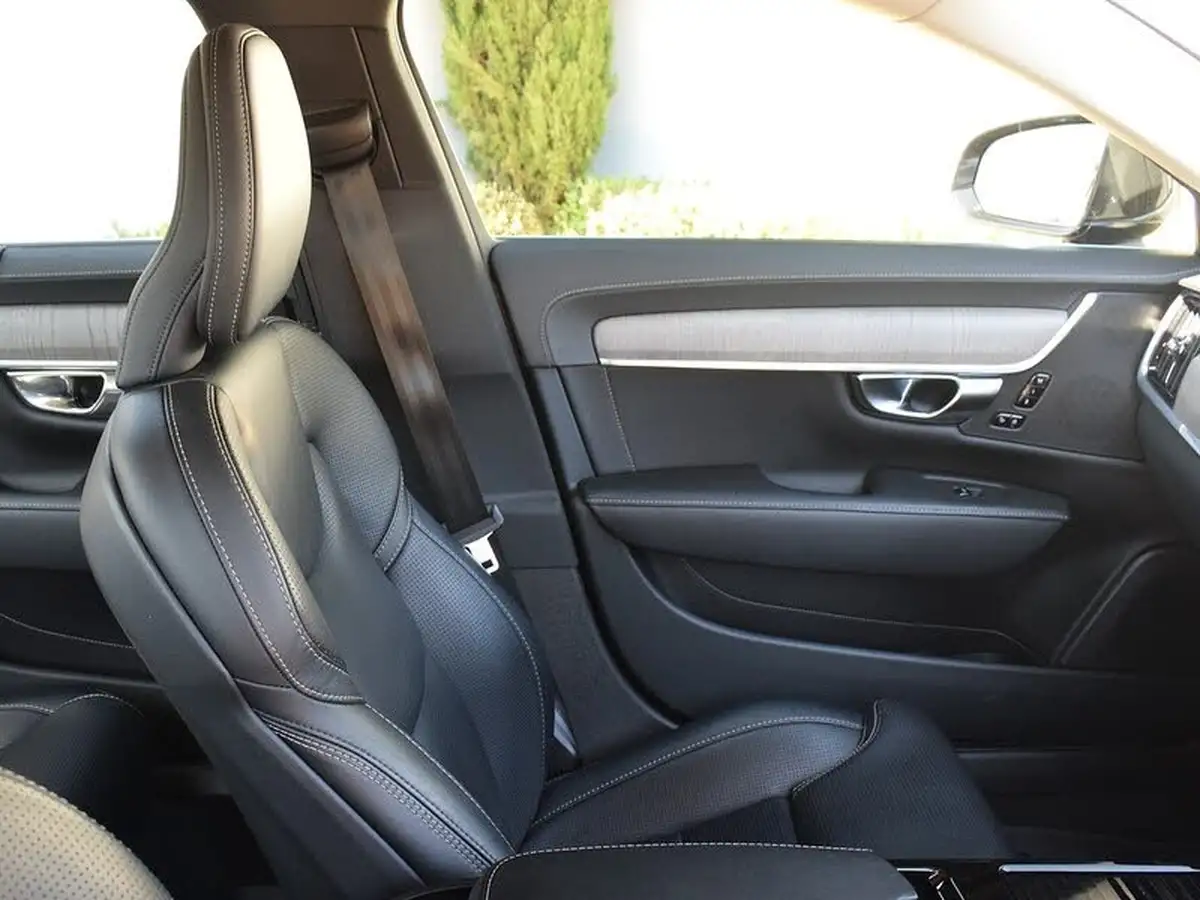 2021-volvo-s90-20-t8-inscription-390bhp-big-13