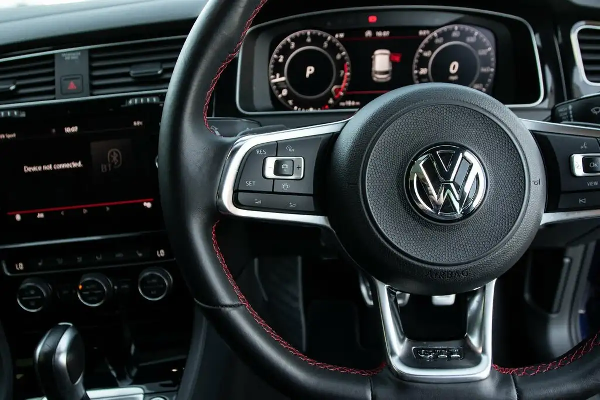 2020-volkswagen-golf-20-tsi-gti-performance-5d-dsg-big-18