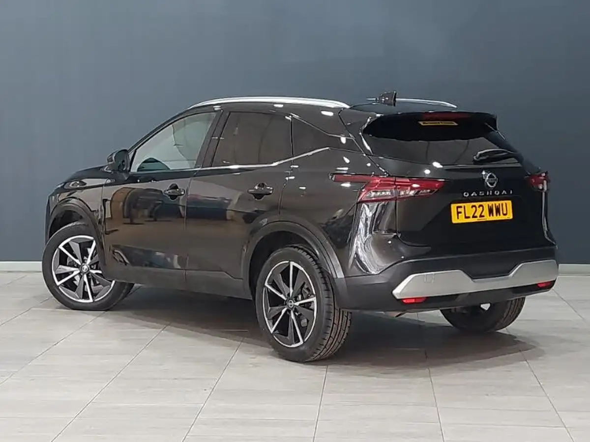 2022-nissan-qashqai-13-dig-t-tekna-158ps-xtronic-big-1