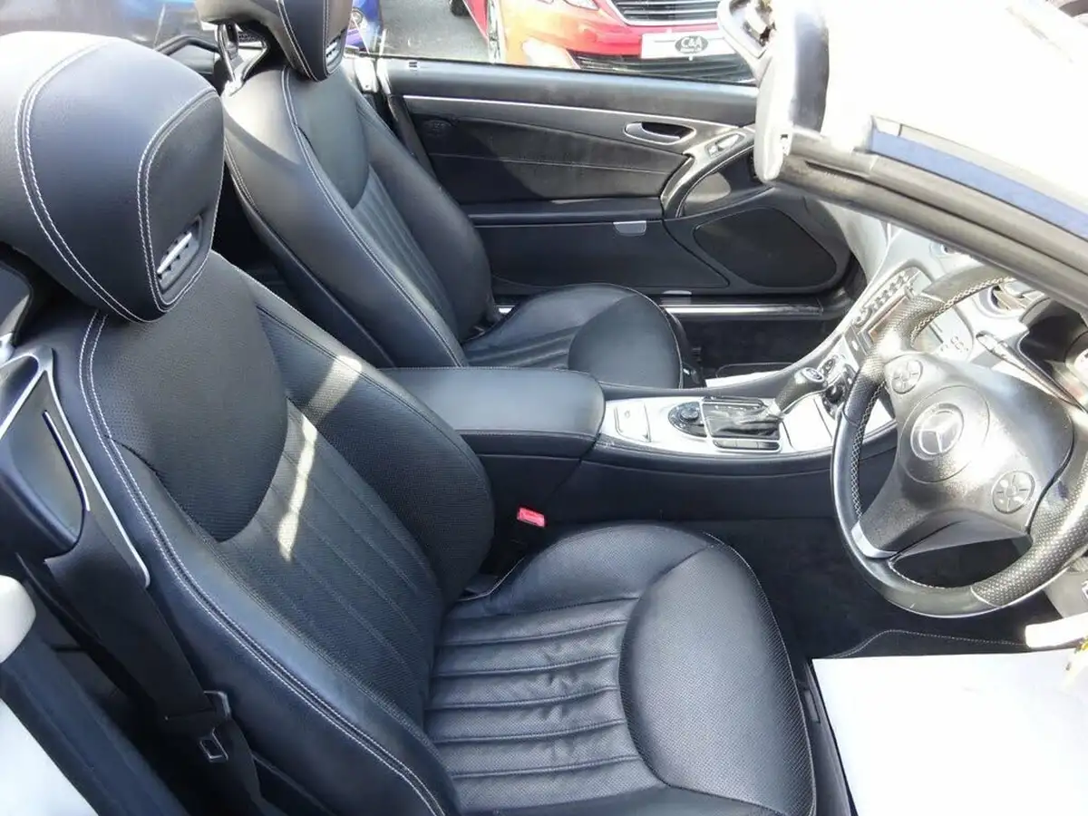 2010-mercedes-benz-sl-class-30-sl300-big-21