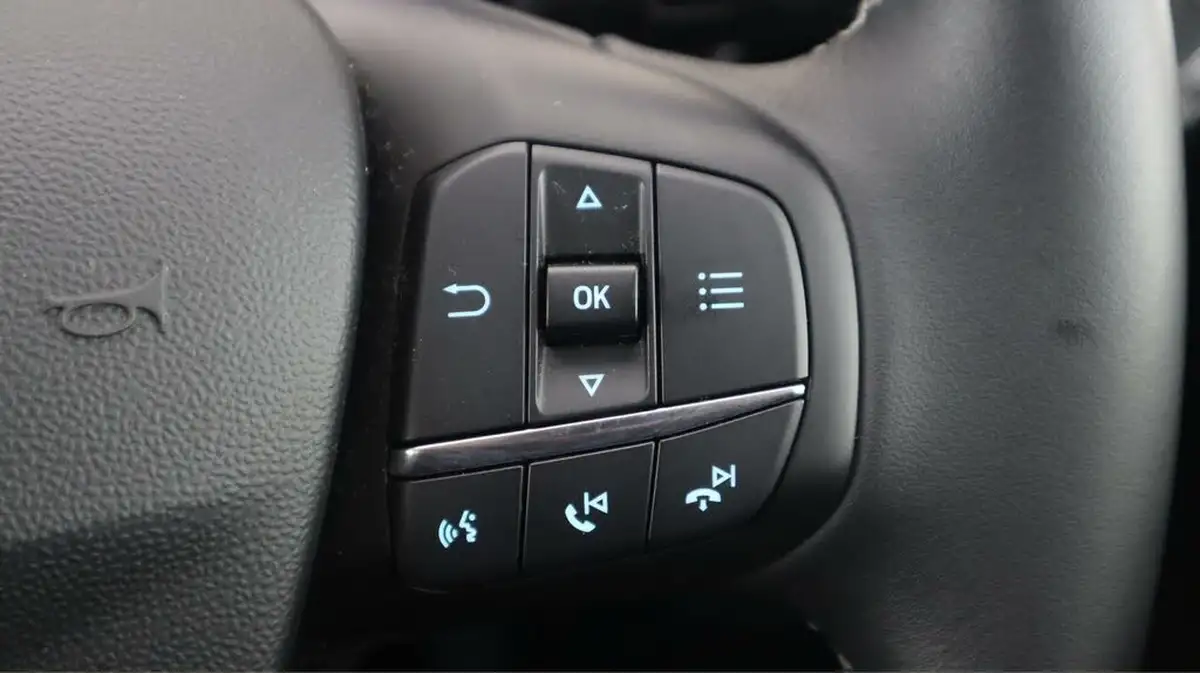 2020-ford-fiesta-10t-titanium-95ps-big-23