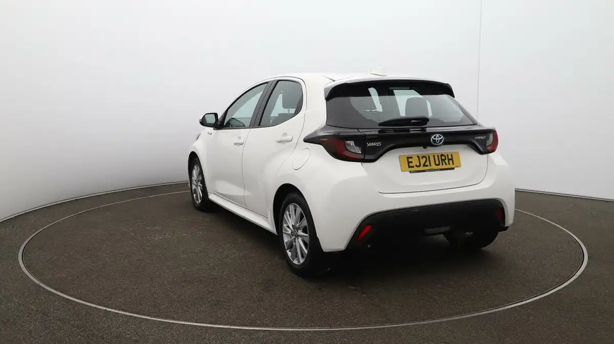 2021-toyota-yaris-15-vvt-i-icon-114bhp-hybrid-1490cc-e-cvt-big-54