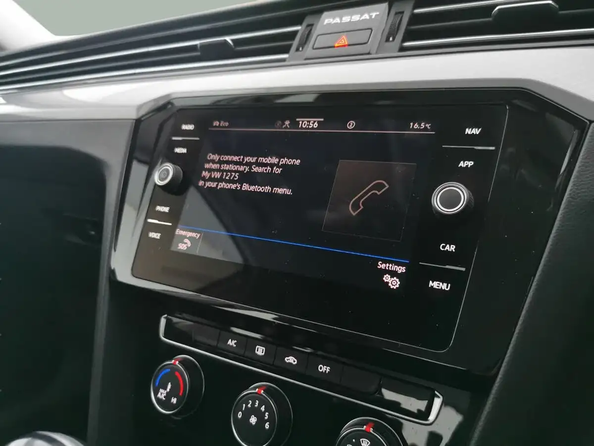 2020-volkswagen-passat-15-tsi-se-nav-saloon-4d-big-16