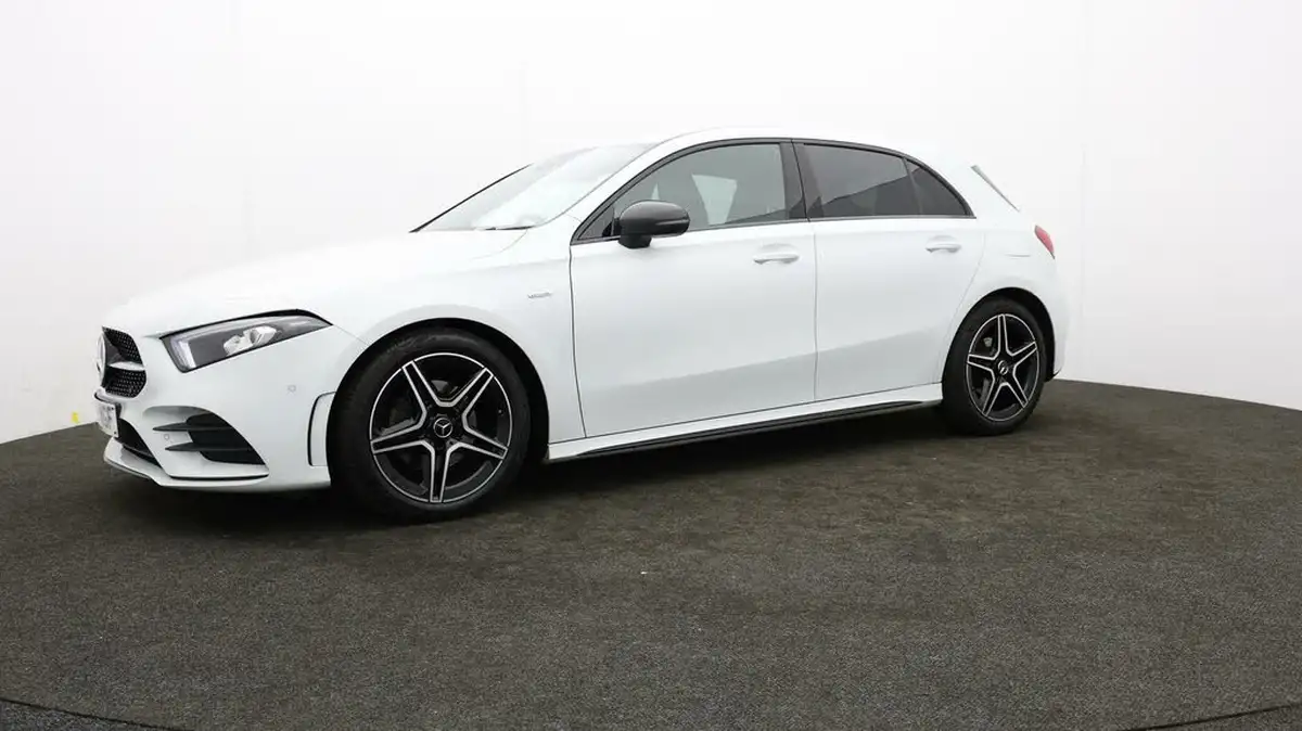 2022-mercedes-benz-a-class-13-a180-amg-line-executive-edition-hatchback-5d-7g-dct-big-56