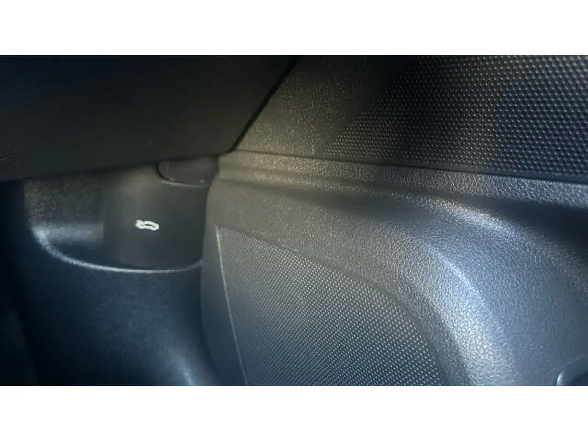 2020-audi-q2-16-30-tdi-sport-s-tronic-big-27