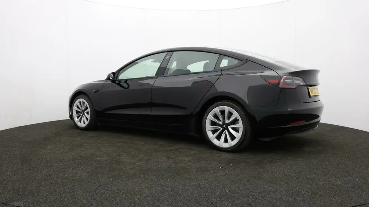 2021-tesla-model-3-e-long-range-4x4-big-67