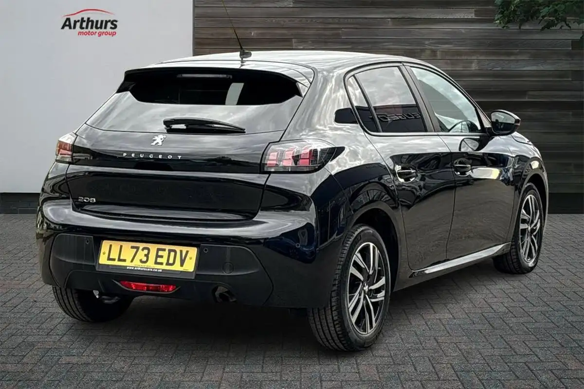 2023-peugeot-208-12-puretech-active-premium-75ps-big-2