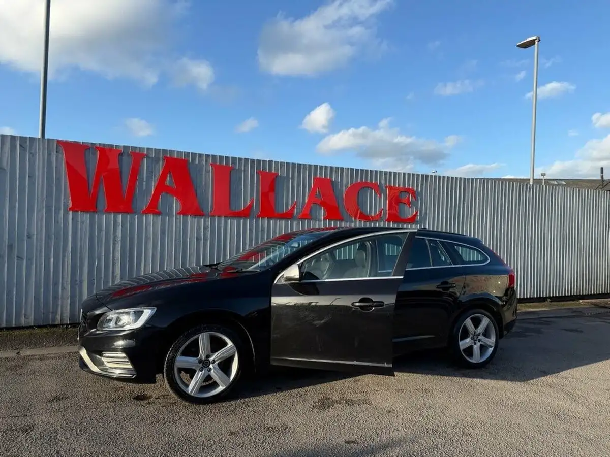 2017-volvo-v60-20-t4-r-design-big-13