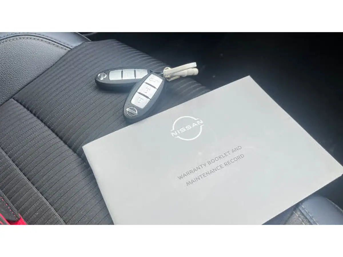2022-nissan-qashqai-13-dig-t-tekna-158ps-xtronic-big-18