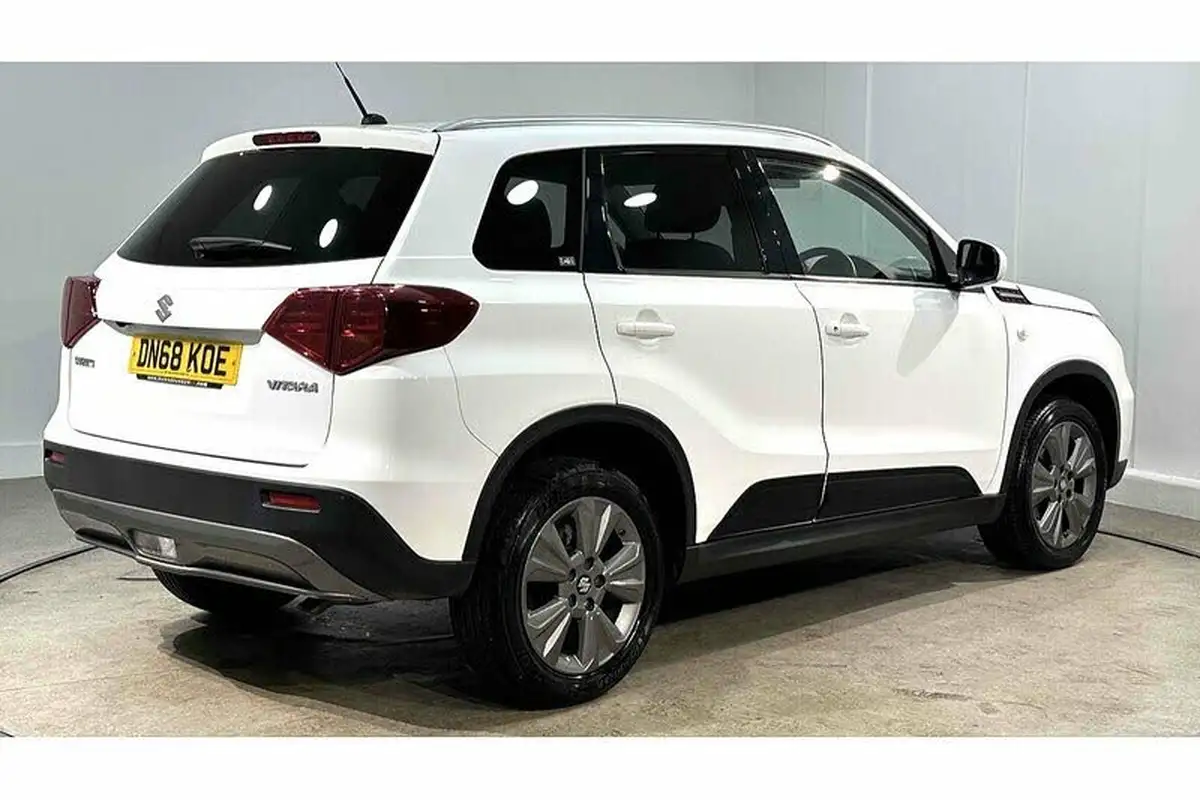 2018-suzuki-vitara-10-boosterjet-sz-t-big-7