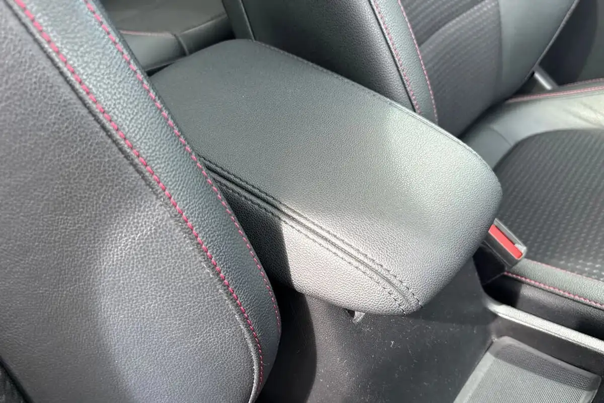 2019-ford-focus-20-st-line-x-estate-auto-big-49