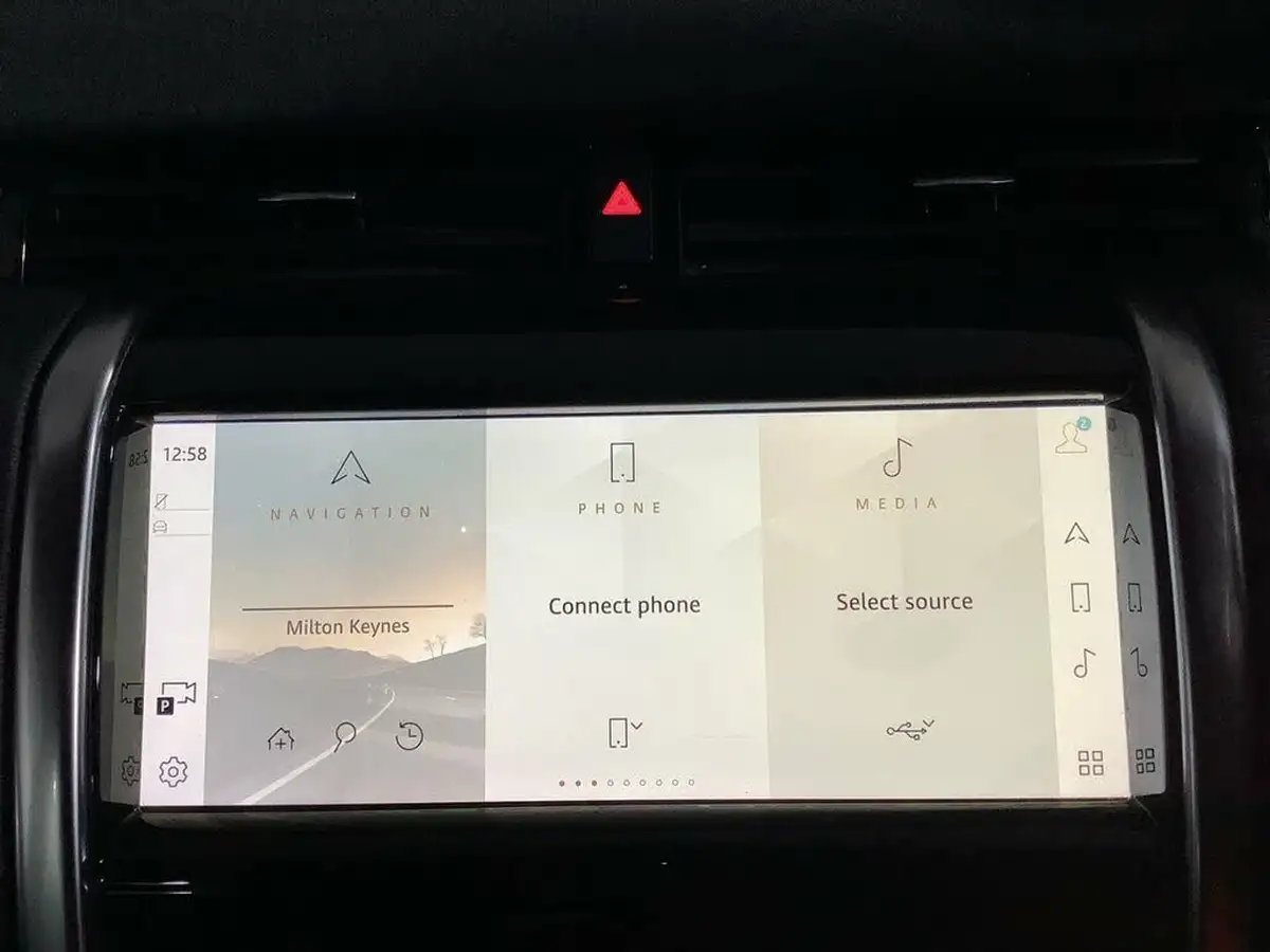 2021-land-rover-discovery-sport-20-d200-r-dynamic-s-plus-big-15