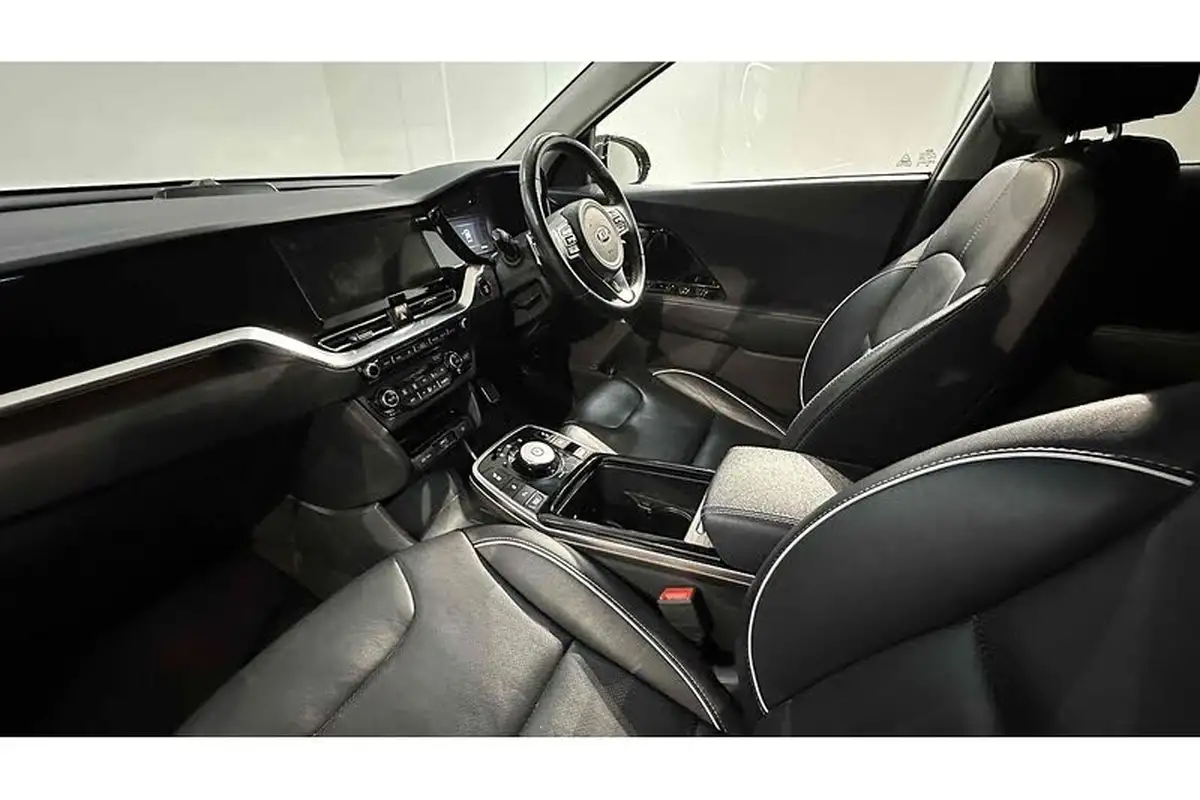 2021-kia-e-niro-ev-4-big-18