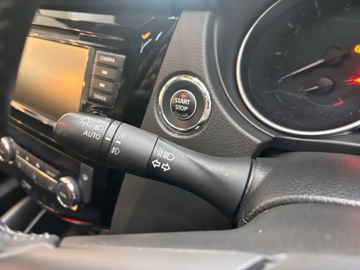 2019-nissan-qashqai-13-dig-t-n-motion-160ps-big-23