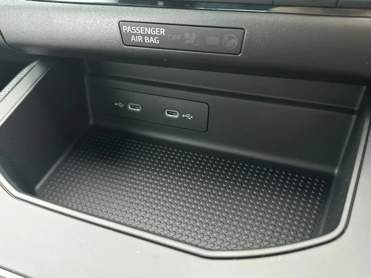 2025-seat-ibiza-10-tsi-fr-sport-115ps-big-24