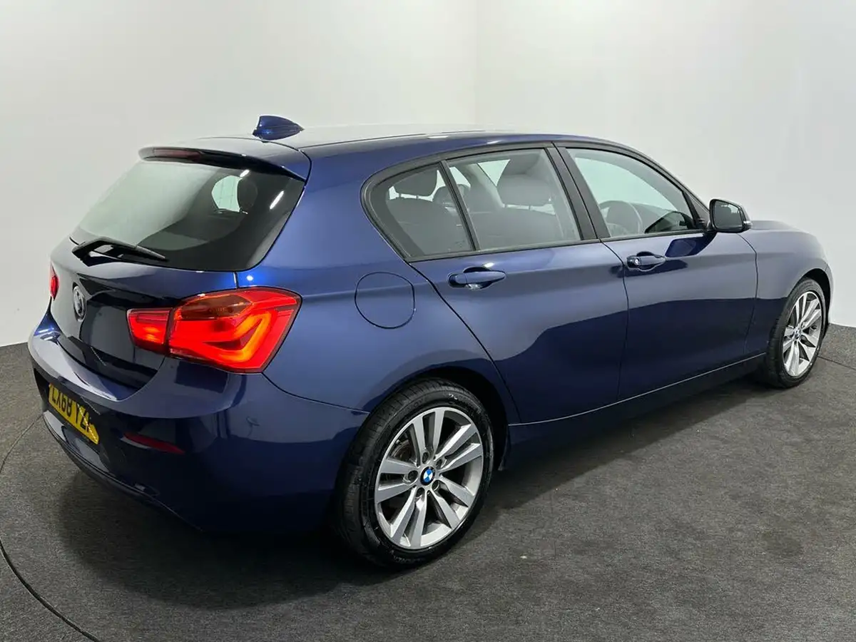 2018-bmw-1-series-15td-116d-sport-5d-auto-big-48