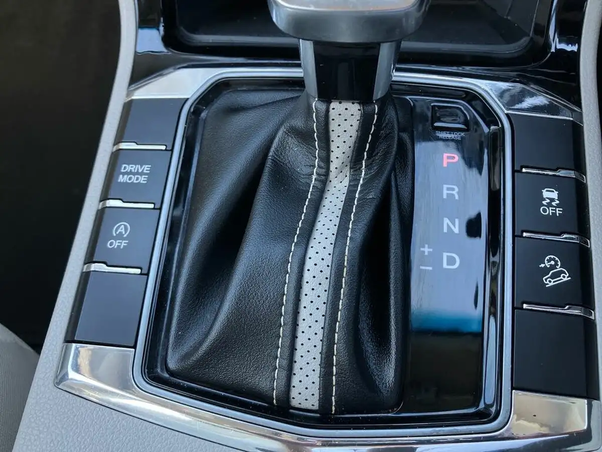 2020-kgm-ssangyong-korando-16td-pioneer-big-23