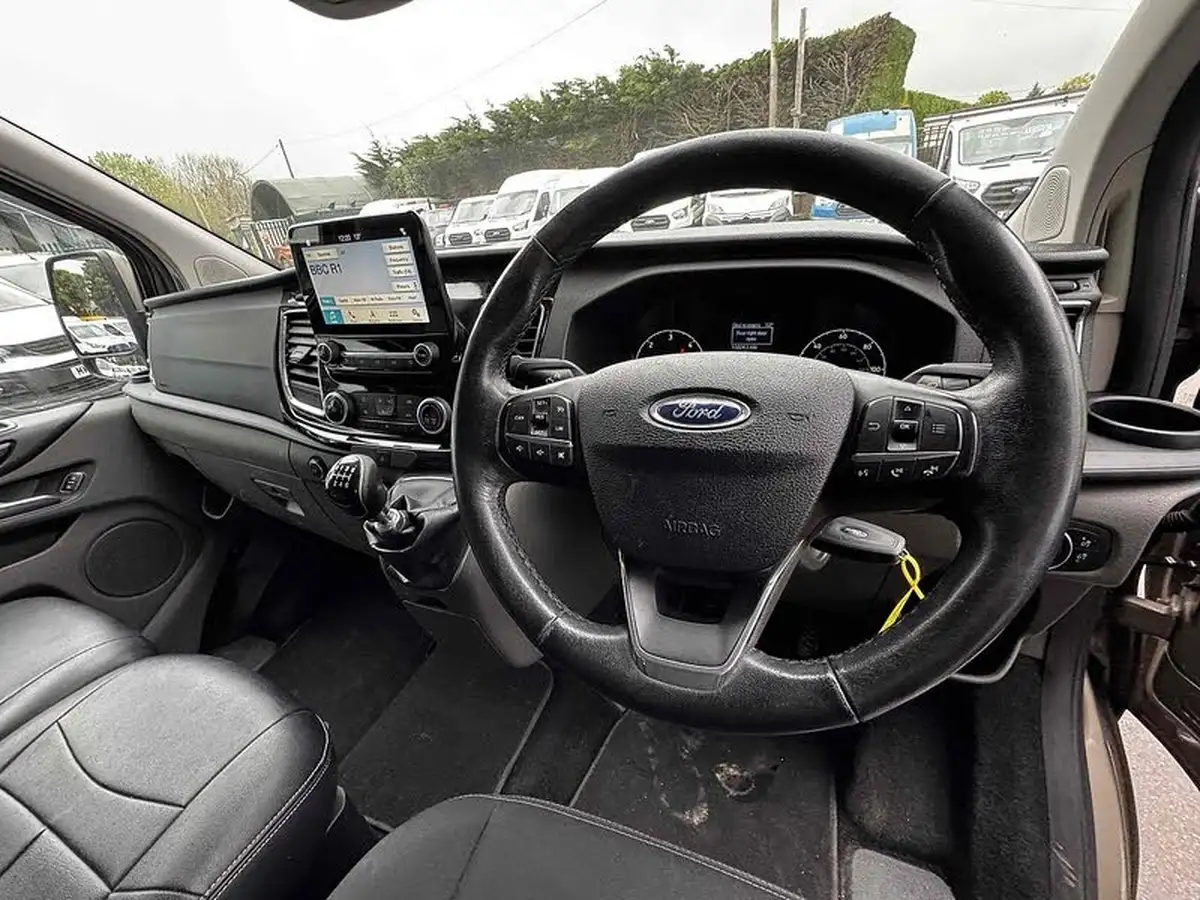 2018-ford-transit-custom-20tdci-320-l1h1-limited-130pseu6-double-cab-in-van-big-30