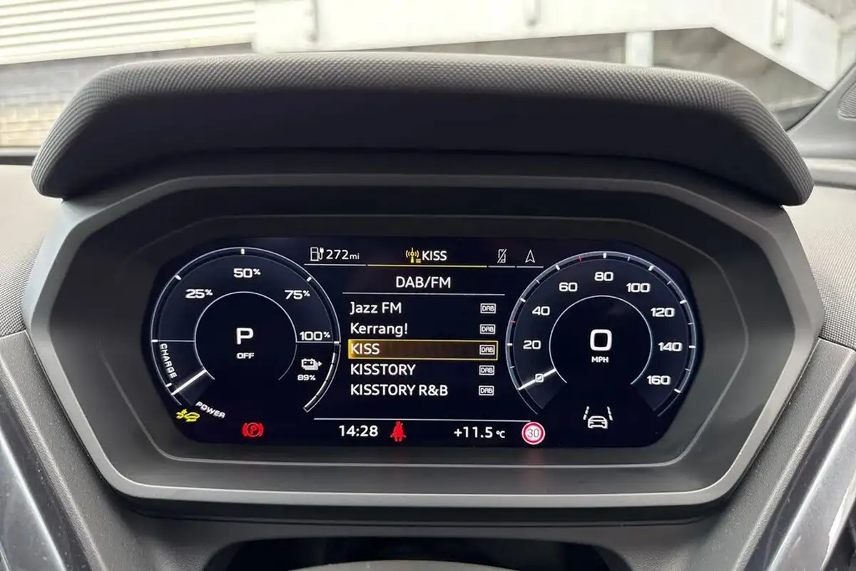 2024-audi-q4-e-tron-45e-s-line-sportback-auto-big-39