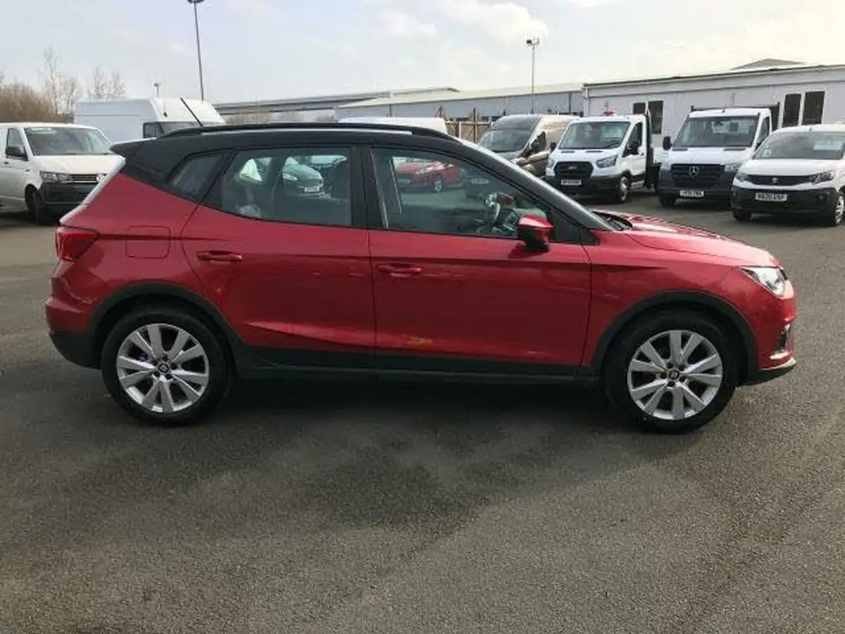 2021-seat-arona-10-tsi-se-technology-110ps-dsg-big-2