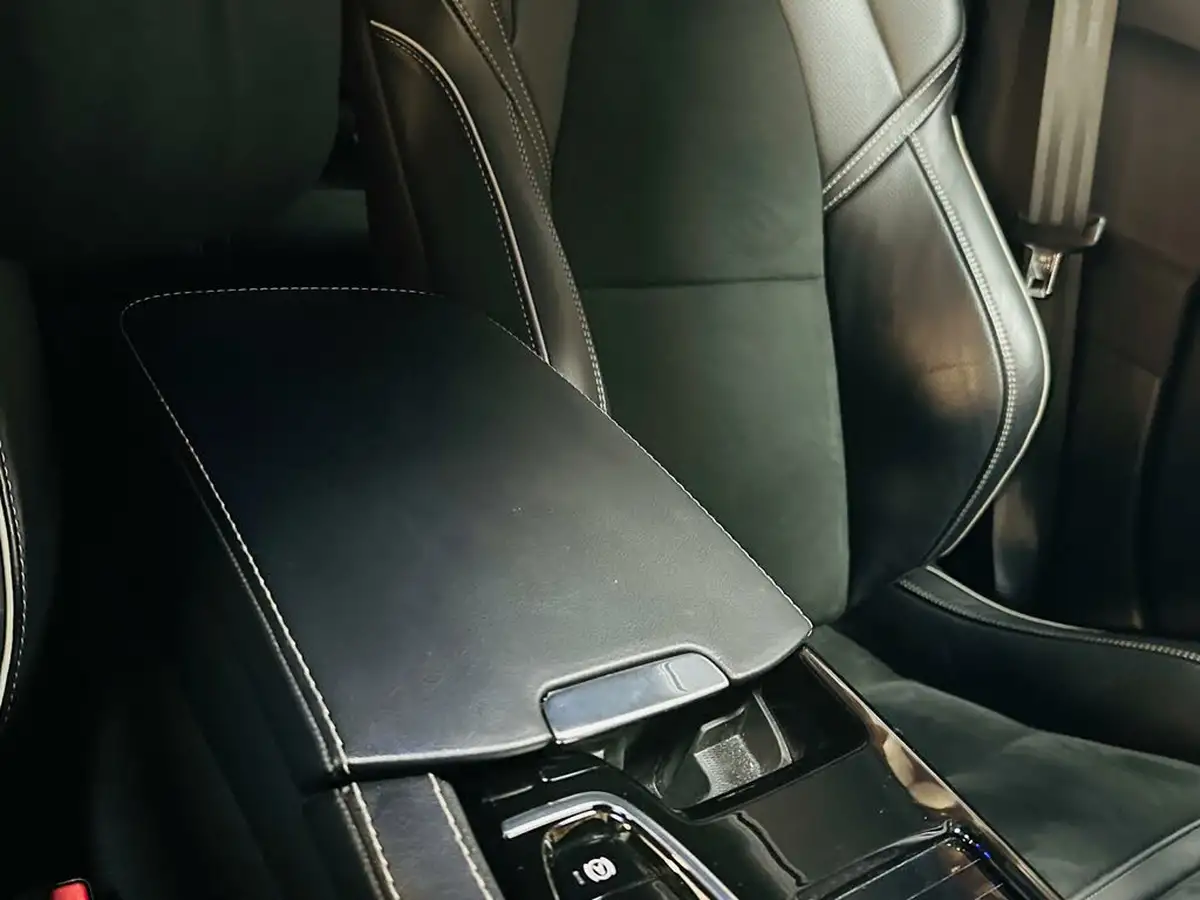 2021-volvo-v90-20-t6-r-design-340bhp-big-49