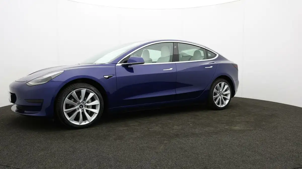 2020-tesla-model-3-e-standard-plus-big-56