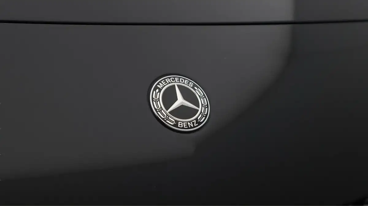 2020-mercedes-benz-a-class-13-a200-amg-line-executive-hatchback-5d-7g-dct-big-21
