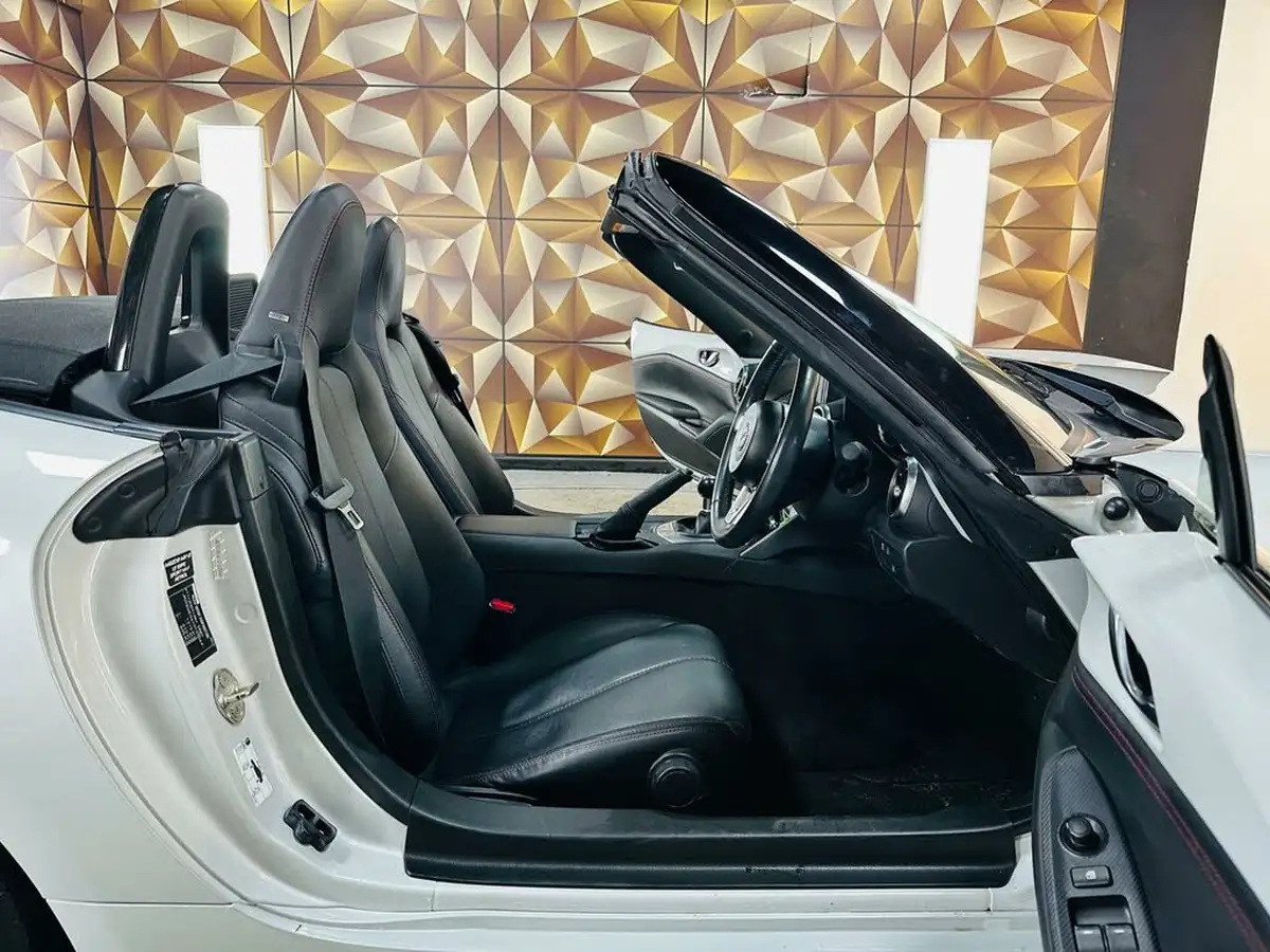 2017-mazda-mx-5-15-sport-convertible-big-56