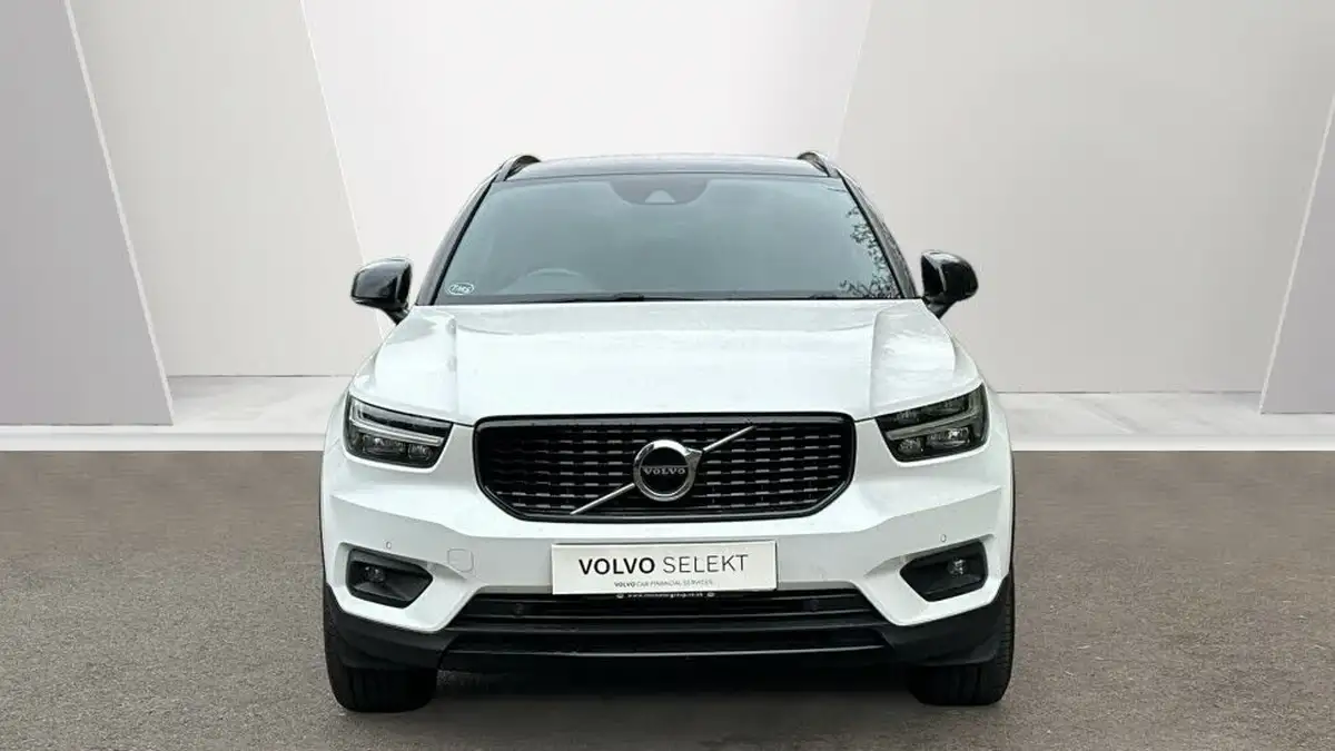 2020-volvo-xc40-15-t3-r-design-big-7