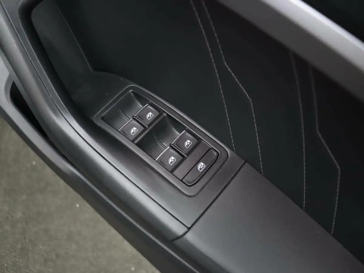 2022-seat-ateca-20tdi-fr-sport-big-13