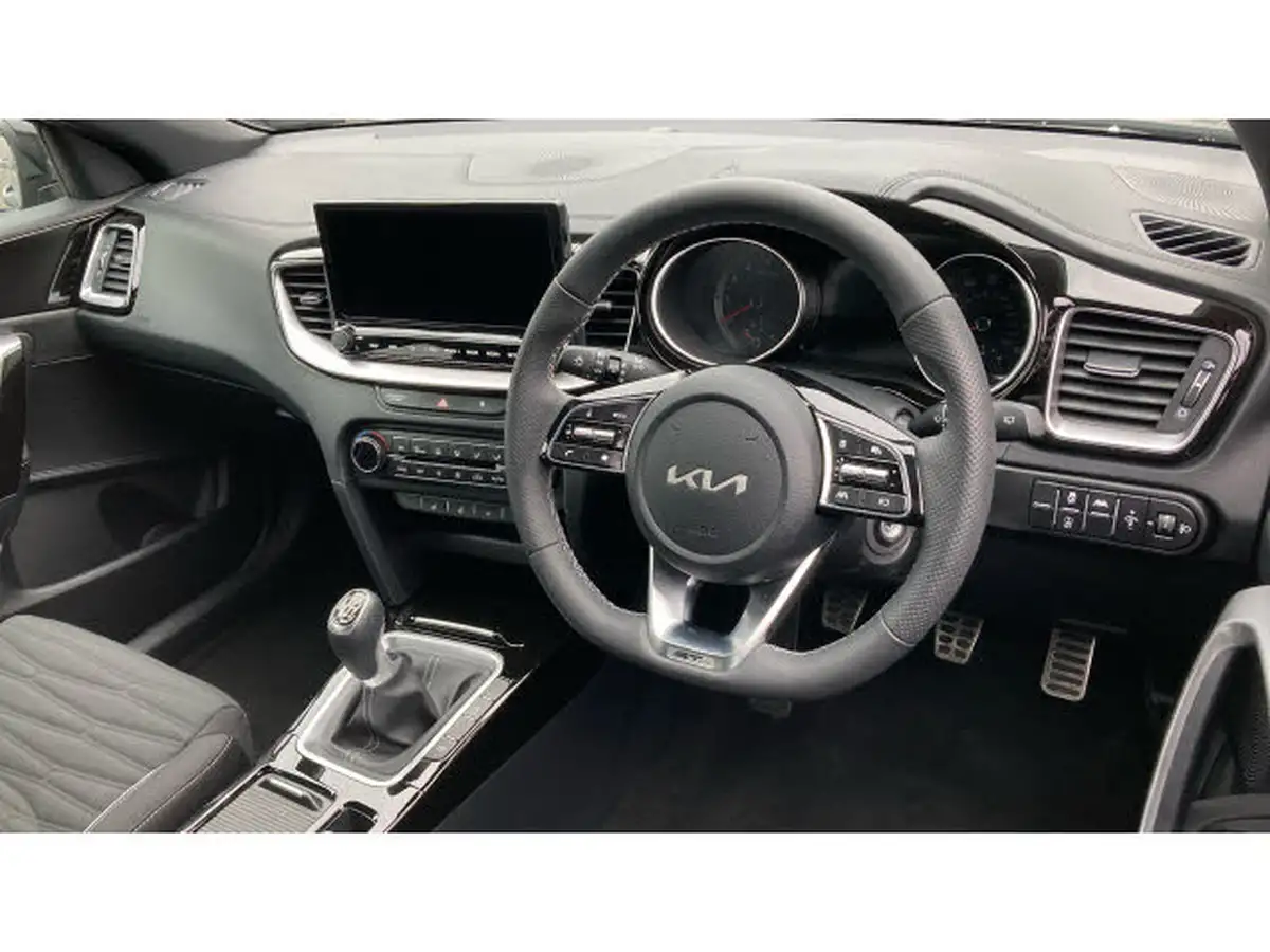 2024-kia-xceed-15-t-gdi-gt-line-138bhp-big-10
