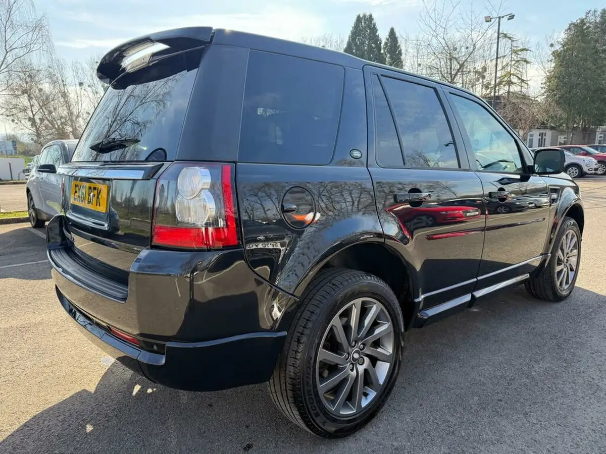2011-land-rover-freelander-2-22sd4-sport-le-big-4