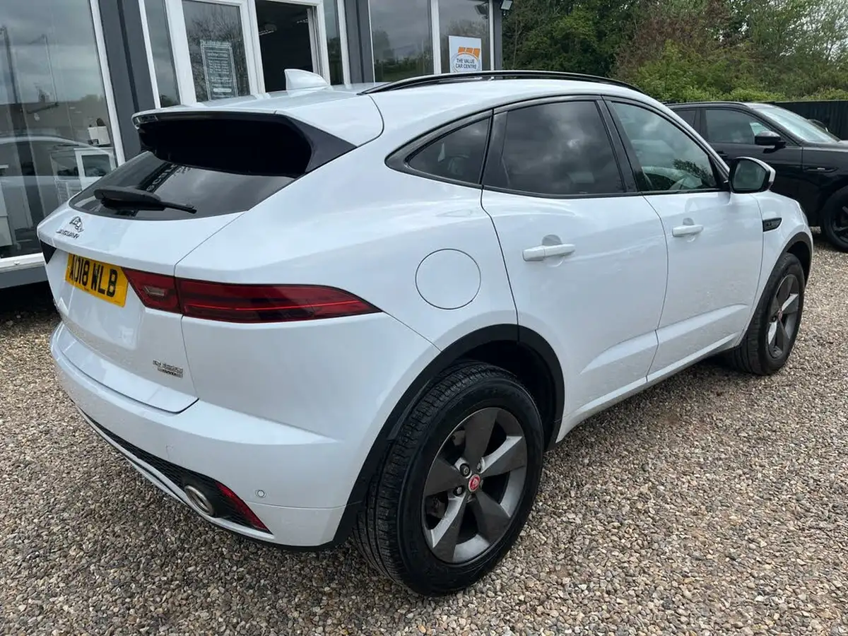 2018-jaguar-e-pace-20-i4d-r-dynamic-s-150ps-awd-ss-auto-big-4