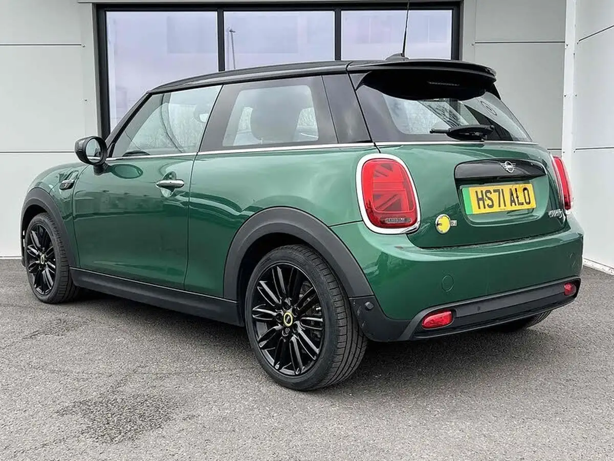 2022-mini-cooper-e-cooper-s-2-big-15
