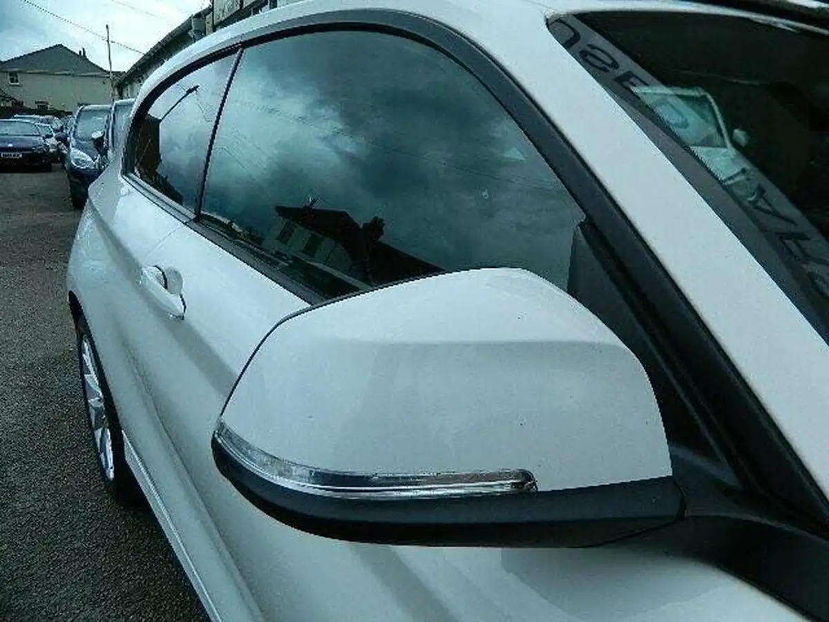 2014-bmw-1-series-16td-114d-sport-3d-big-12