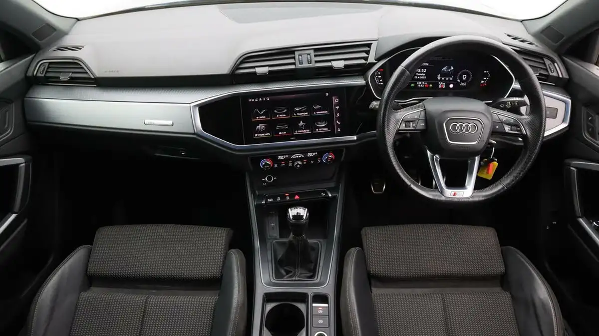 2021-audi-q3-15-35-tfsi-s-line-cod-station-wagon-big-13