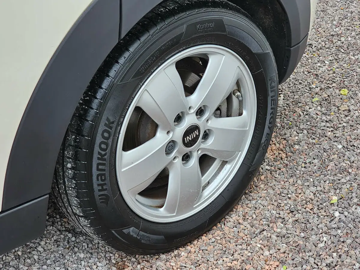 2019-mini-cooper-15-cooper-classic-hatchback-5d-auto-big-17
