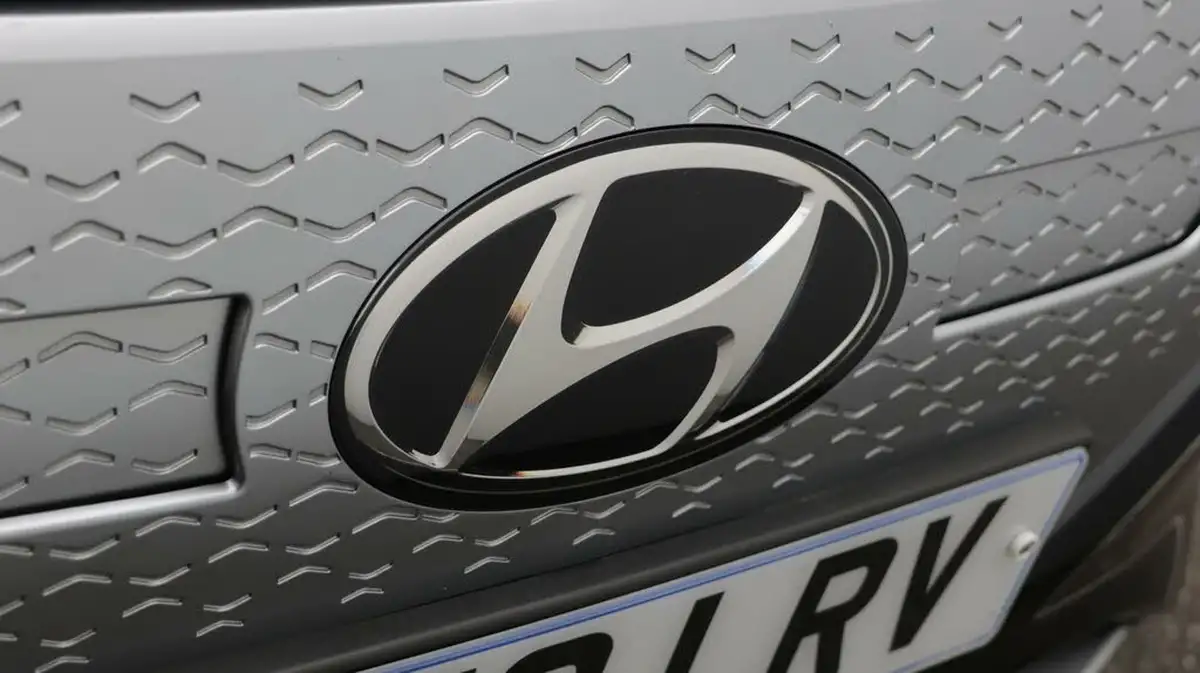 2020-hyundai-kona-e-premium-136ps-39kwh-big-24