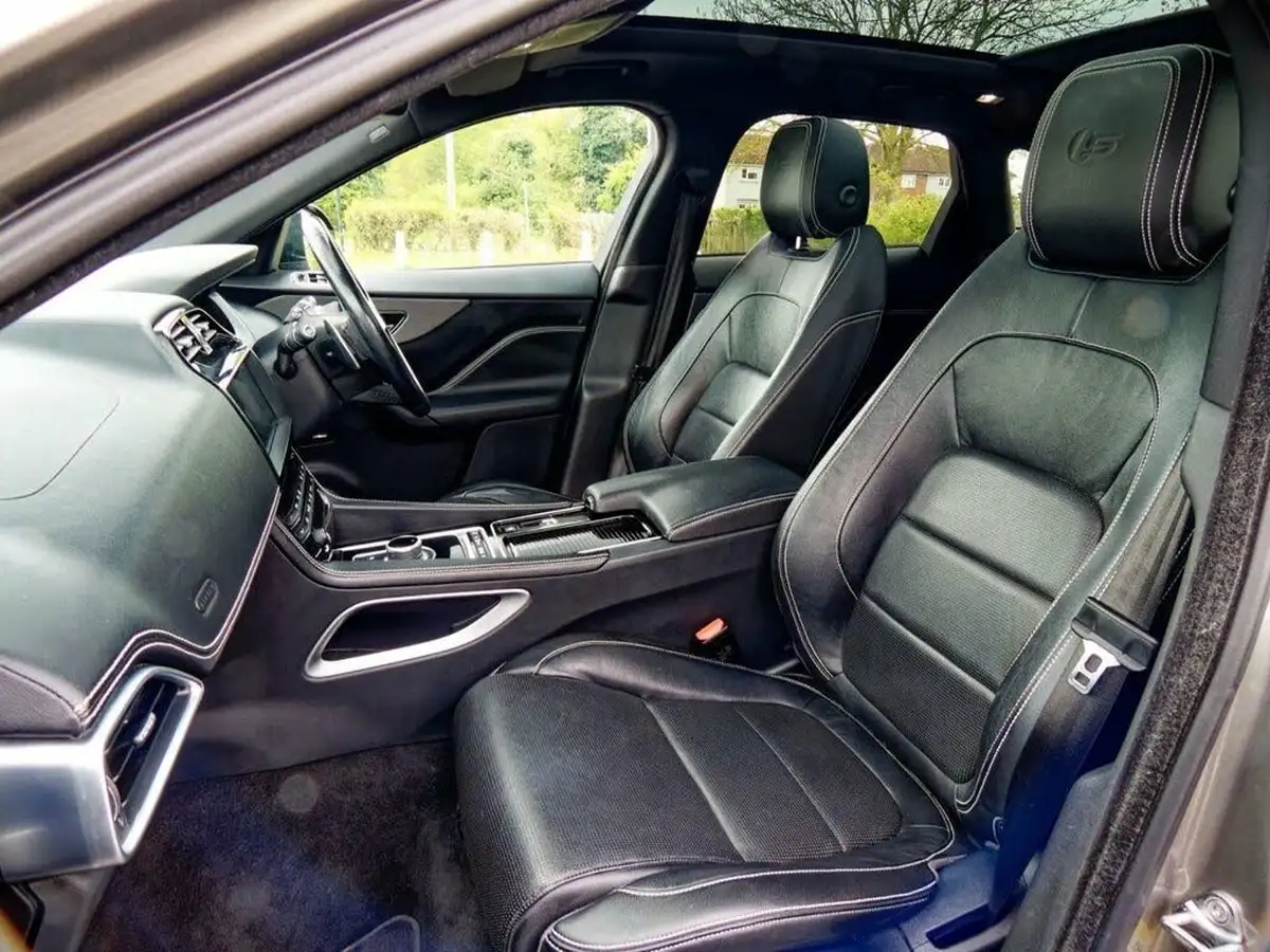 2018-jaguar-f-pace-30td-s-awd-big-27