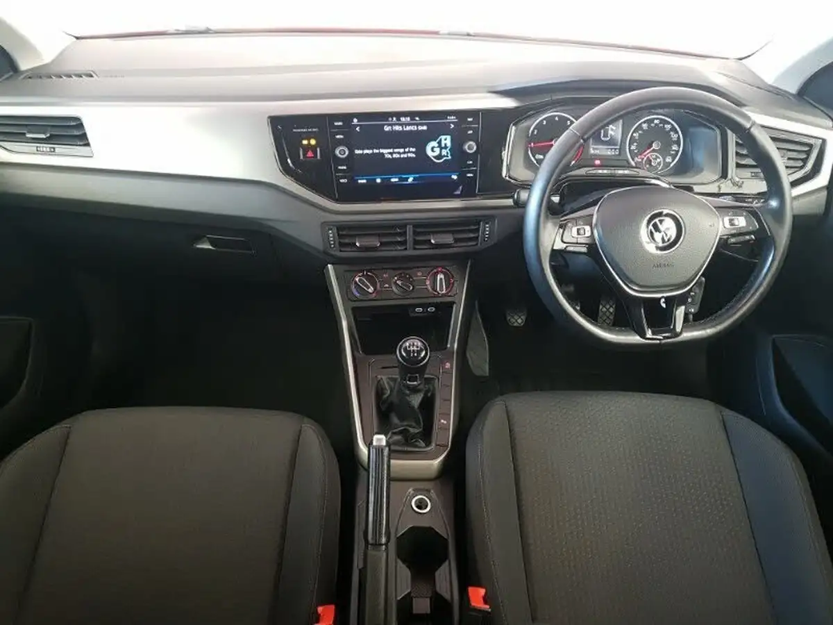 2021-volkswagen-polo-10-match-big-2