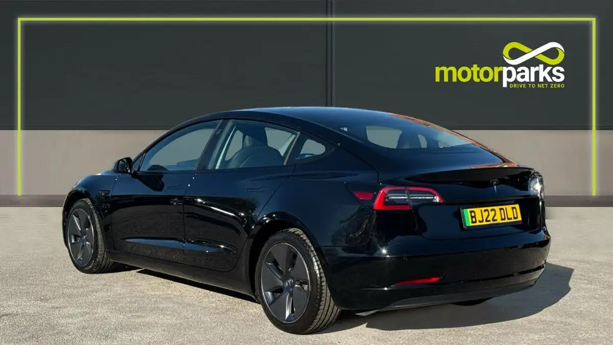 2021-tesla-model-3-e-standard-plus-big-4